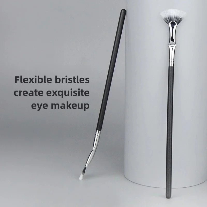 Angled Folding Lash Brush (Buy 1, Get 3)