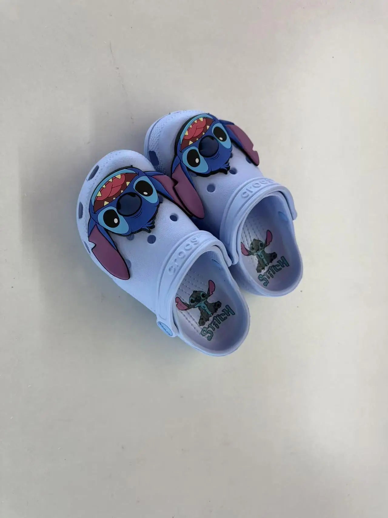 New Disney Cartoon Anime Lilo & Stitch Crocs Boys Girls Adult Casual Beach Non-Slip Breathable Fashion Latest Beach Shoes Gift